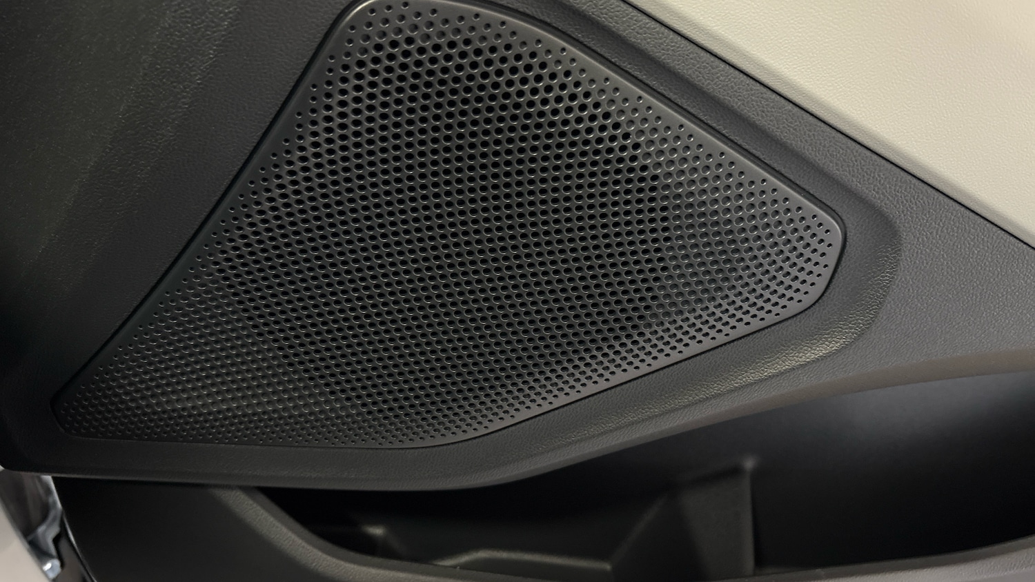 Used Ford Explorer 2025 for sale - 77065595: Photo 29