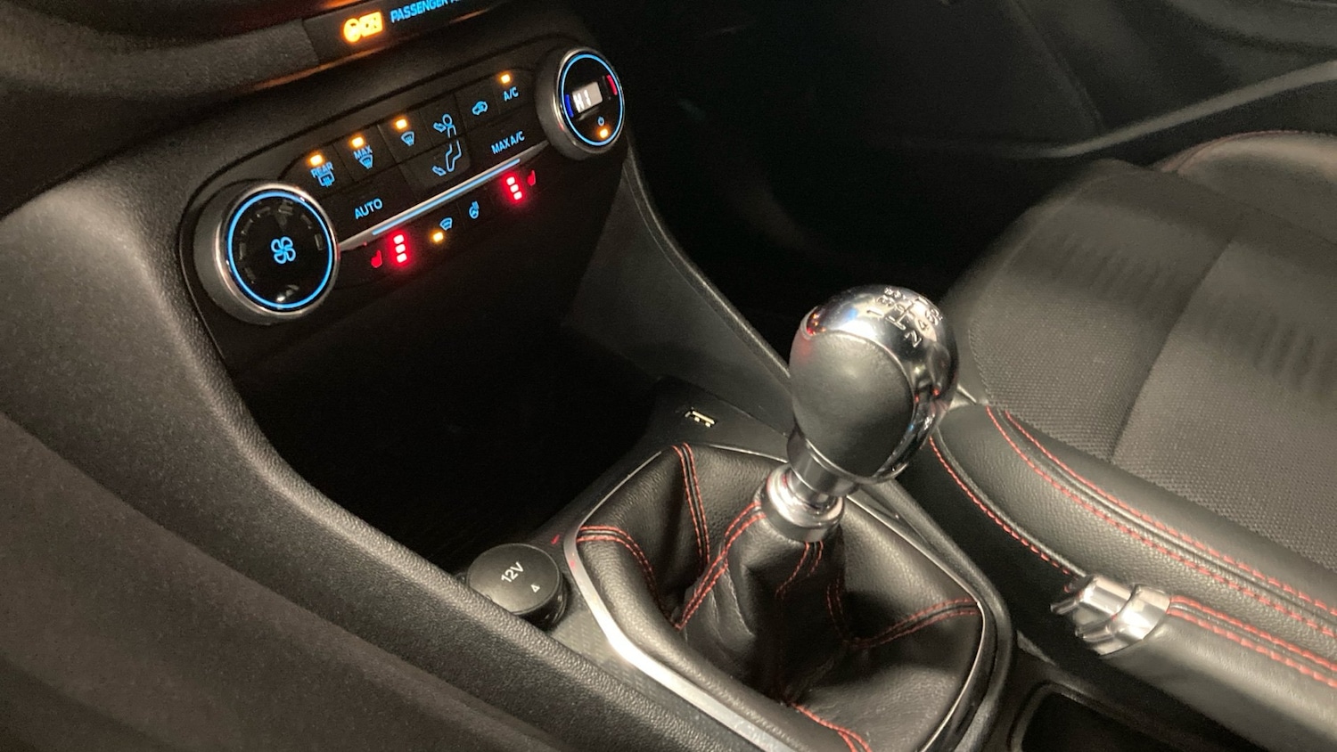 2020 Ford Fiesta 1.0 EcoBoost 125 ST-Line X Edition 3dr Petrol Hatchback Hatchba - Picture 13 of 24