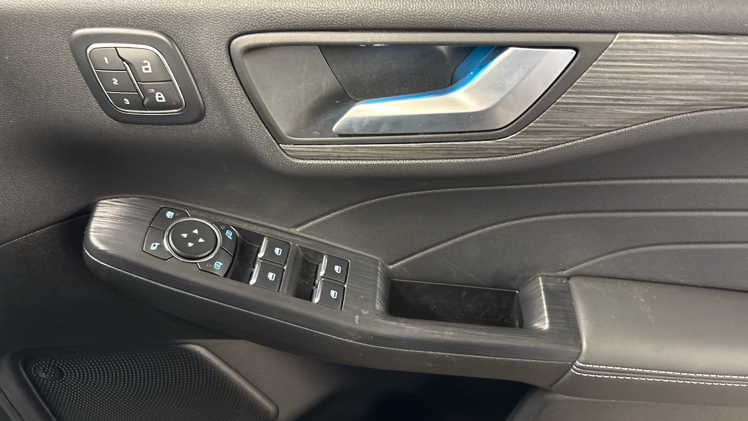 Used Ford Kuga 2025 for sale - 76142323: Photo 35