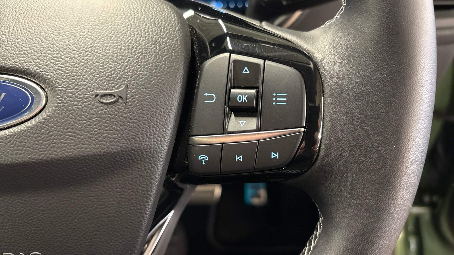 Used Ford Kuga 2025 for sale - 76142323: Photo 40