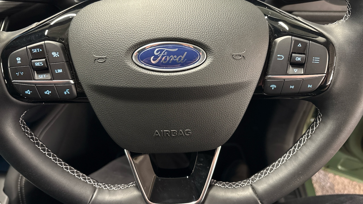 Used Ford Kuga 2025 for sale - 76142323: Photo 42