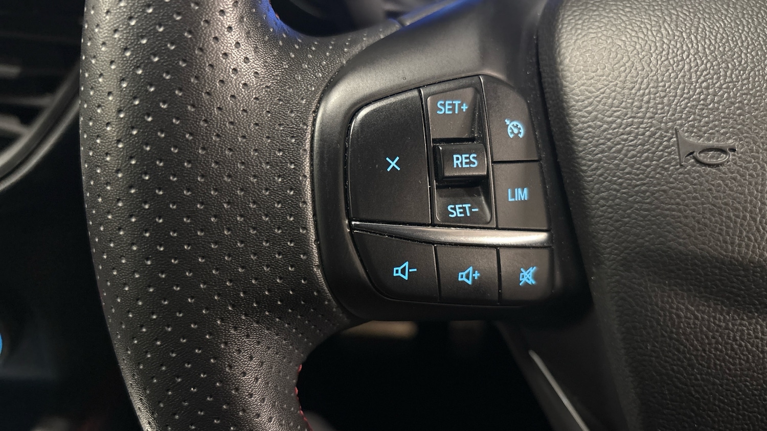 Used Ford Kuga 2023 for sale - 76738673: Photo 32