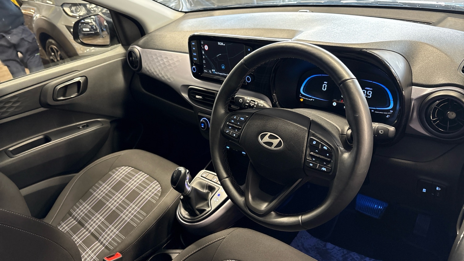 Used Hyundai i10 2024 for sale - 77446128: Photo 11