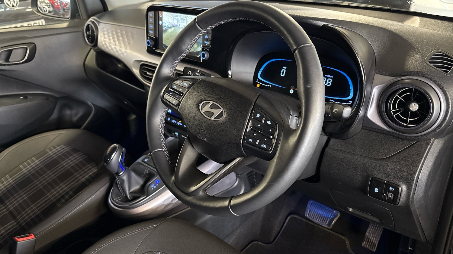 Used Hyundai i10 2024 for sale - 77446128: Photo 25