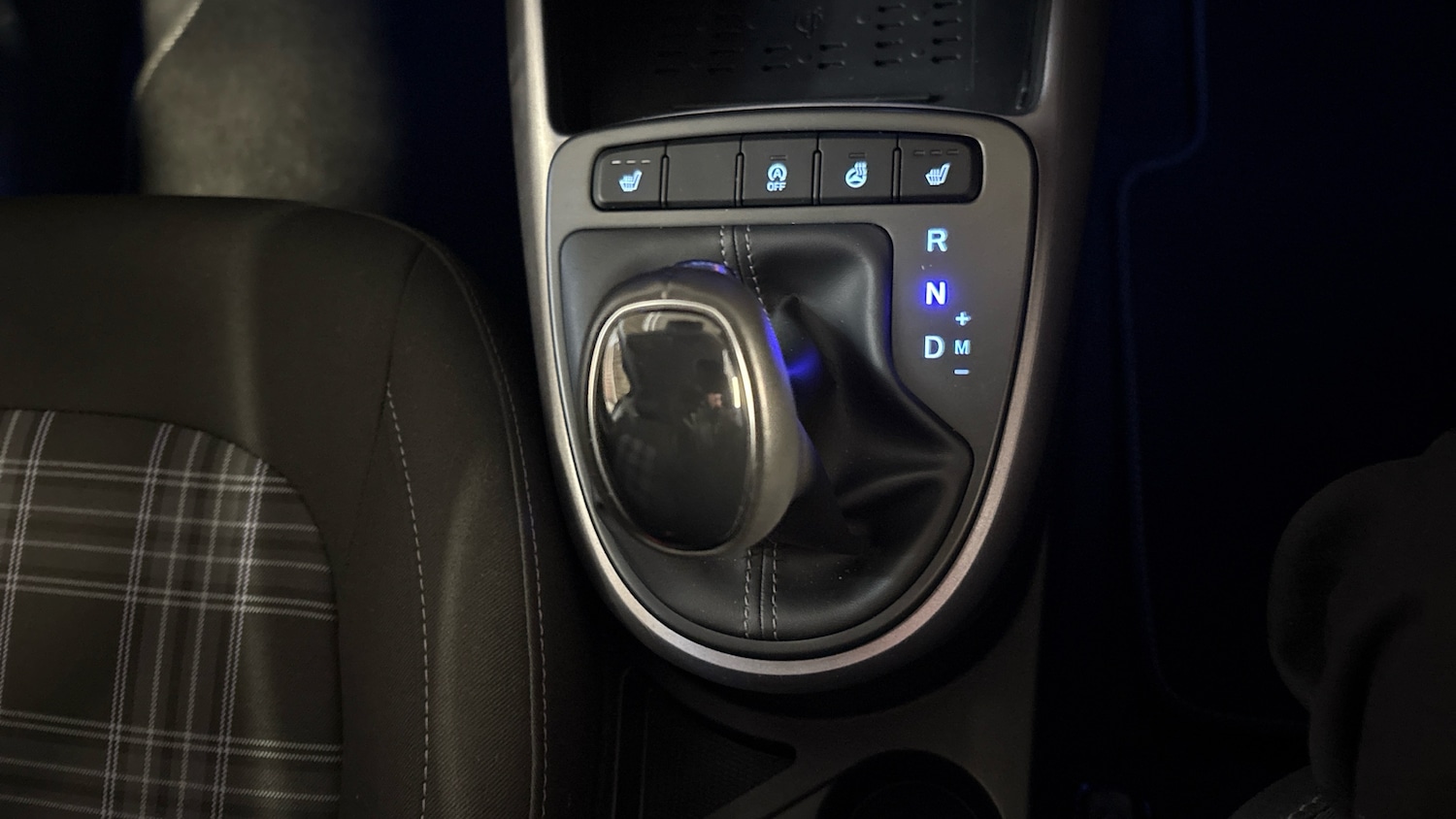 Used Hyundai i10 2024 for sale - 77446128: Photo 41