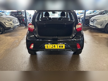 Used Hyundai i10 2024 for sale - 77446128: Photo