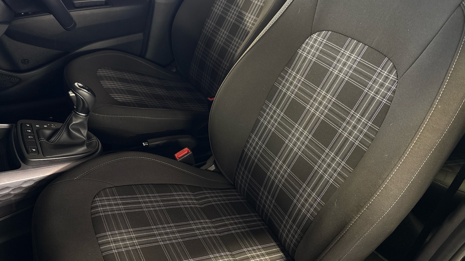 Used Hyundai i10 2024 for sale - 77446128: Photo 78