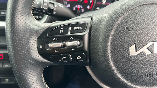 Used Kia Stonic 2022 for sale - 76263707: Photo 38