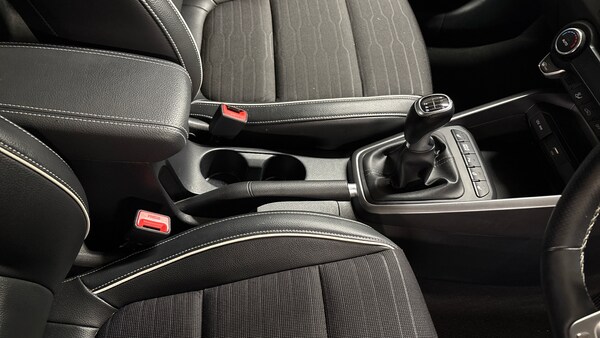 Used Kia Stonic 2022 for sale - 76263707: Photo 49