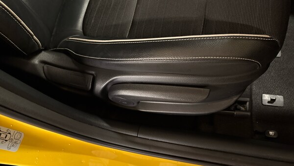 Used Kia Stonic 2022 for sale - 76263707: Photo 50