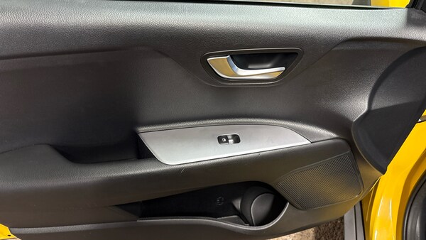 Used Kia Stonic 2022 for sale - 76263707: Photo 77