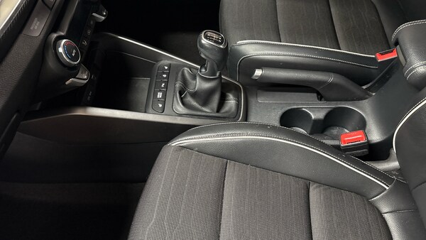 Used Kia Stonic 2022 for sale - 76263707: Photo 79