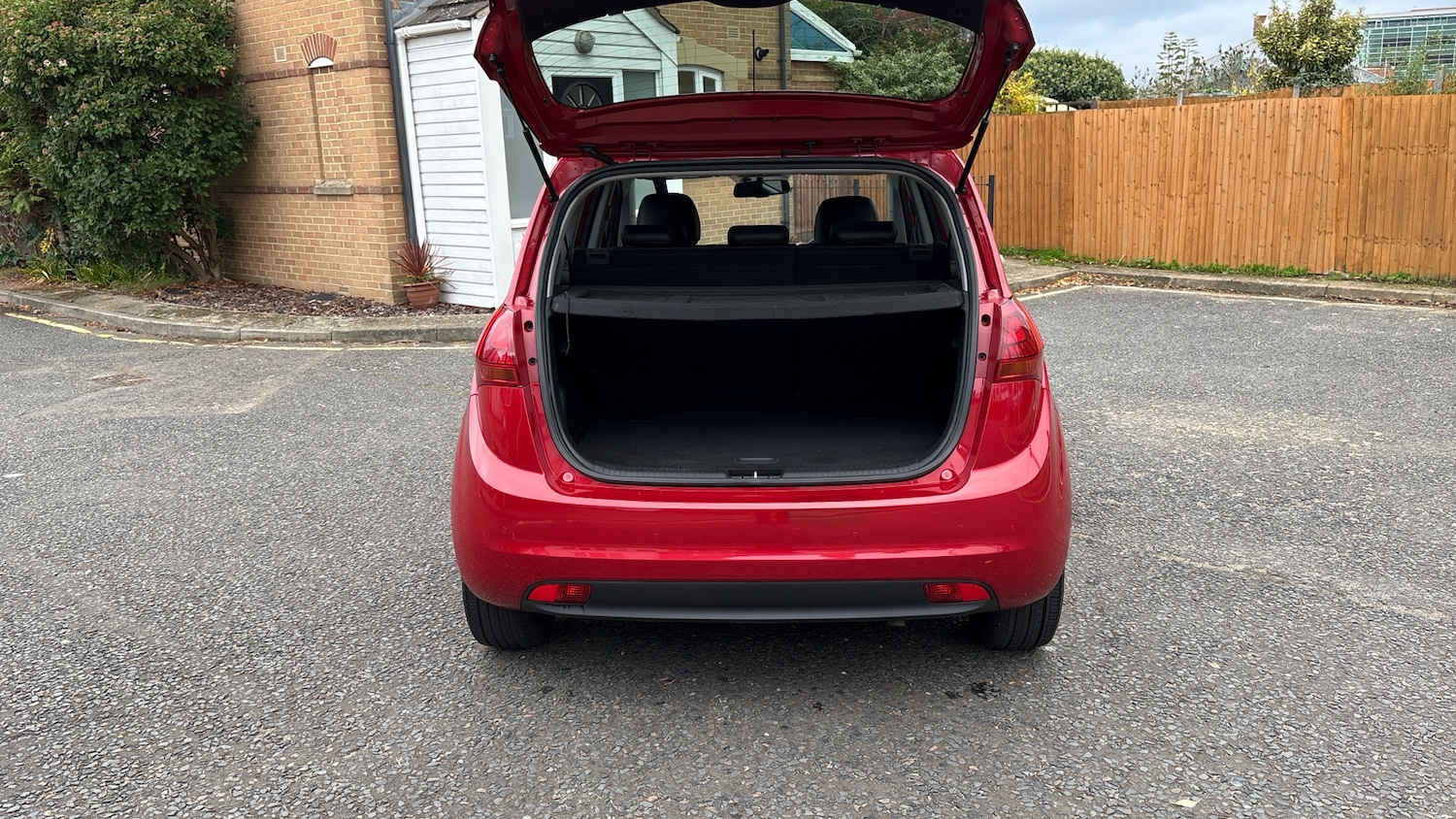 Used Kia Venga 2019 for sale - 76510623: Photo 4