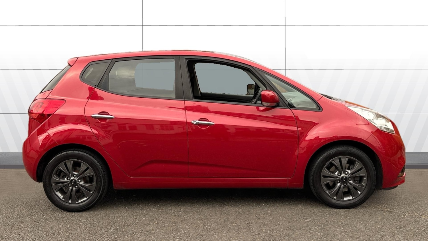 Used Kia Venga 2019 for sale - 76510623: Photo 5