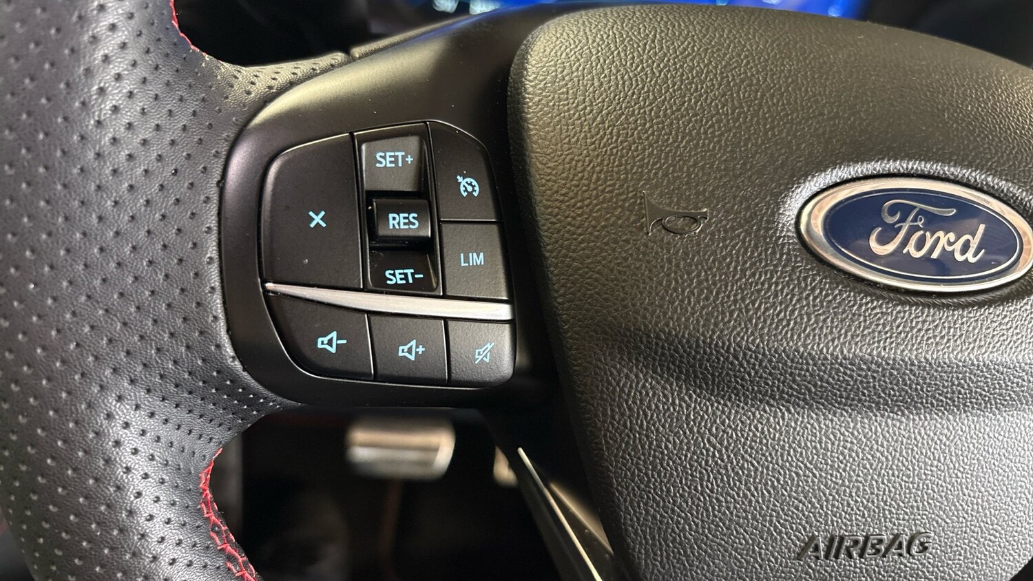 Vehicle 33