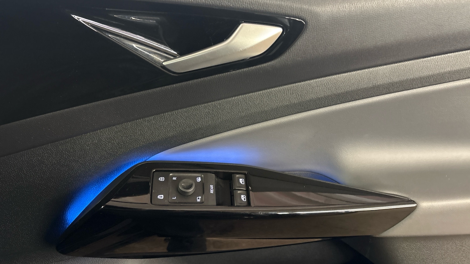 Used Volkswagen ID.4 2022 for sale - 77106436: Photo 24