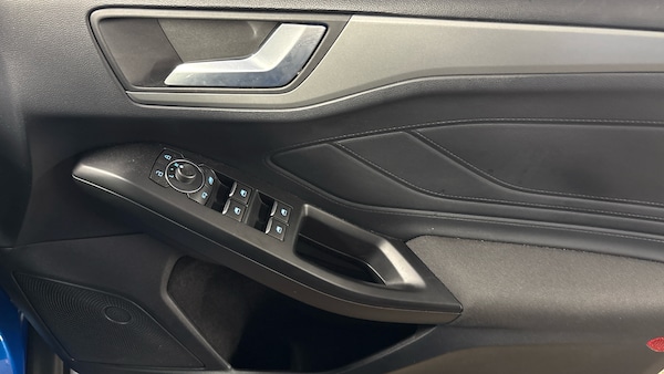 Used Ford Focus 2022 for sale - 76232221: Photo 24