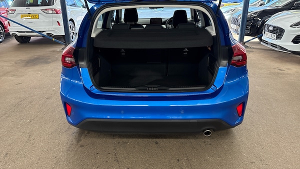 Used Ford Focus 2022 for sale - 76232221: Photo 4
