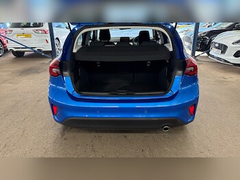 Used Ford Focus 2022 for sale - 76232221: Photo 4