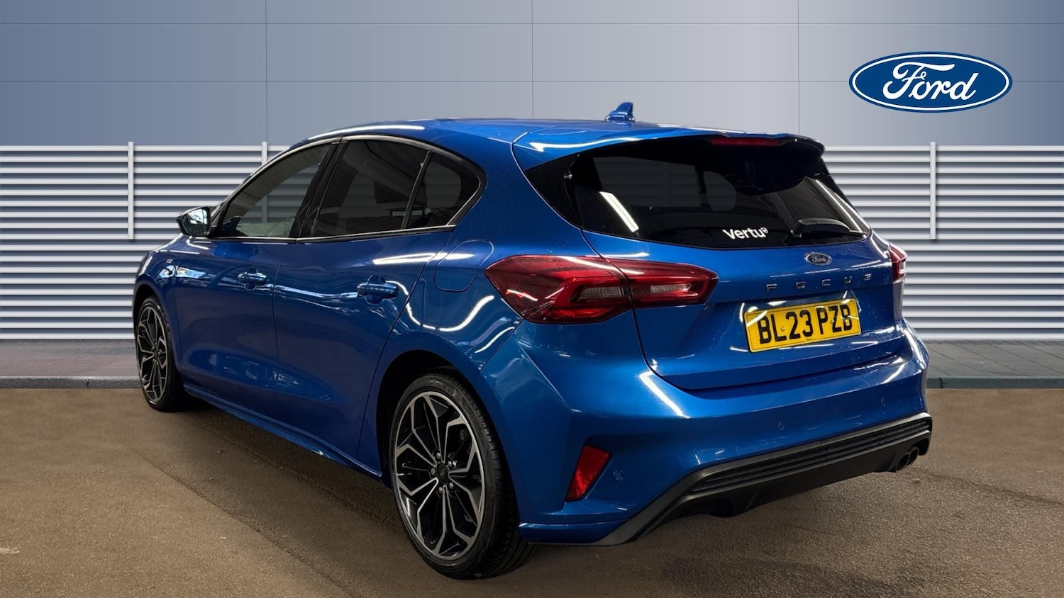 Used Ford Focus 2023 for sale - 76383064: Photo 2