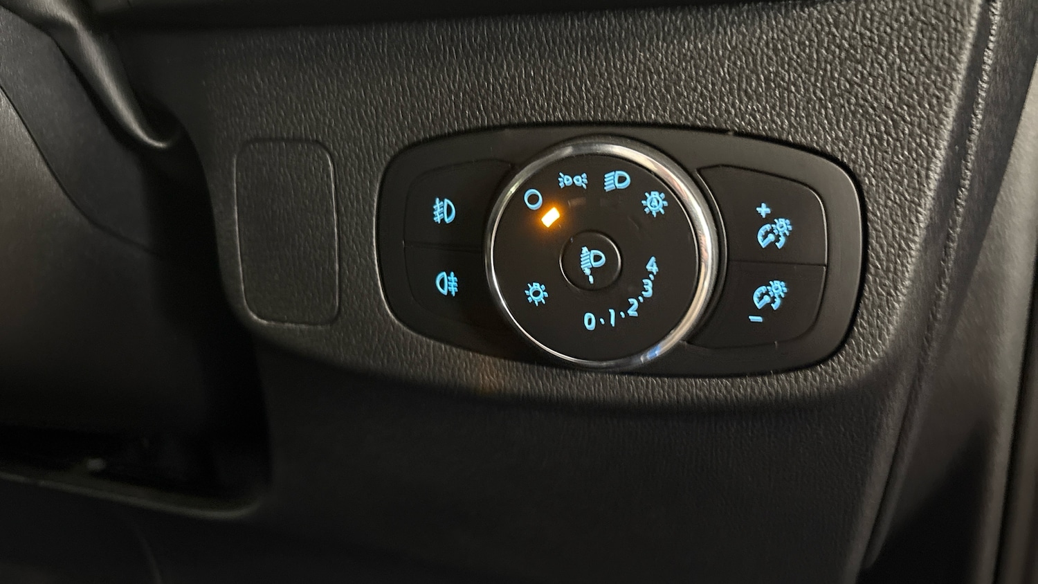 Used Ford Focus 2023 for sale - 76383064: Photo 28