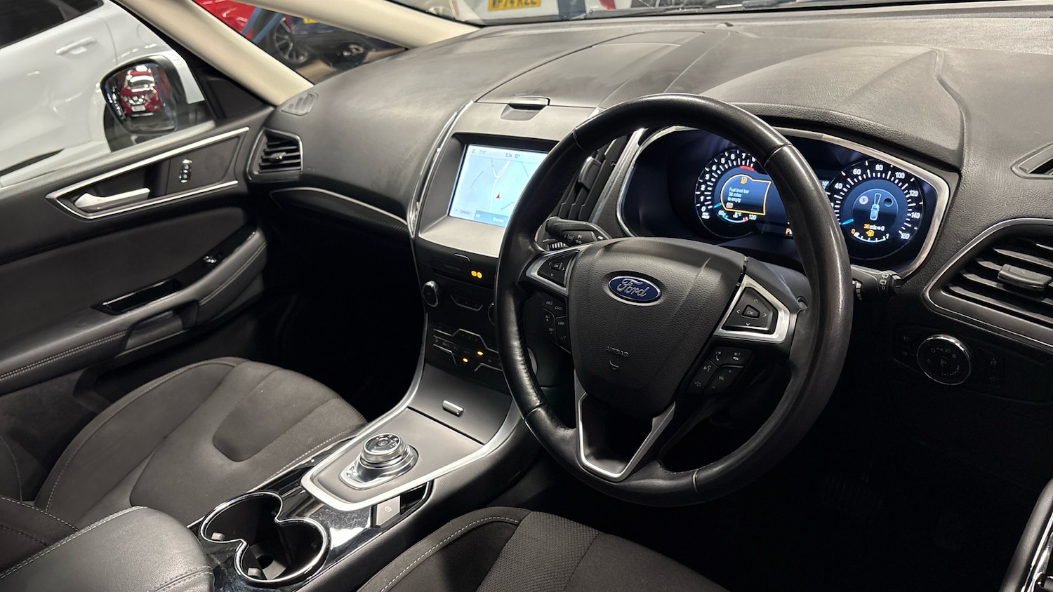 Used Ford S-Max 2023 for sale - 76413229: Photo 14