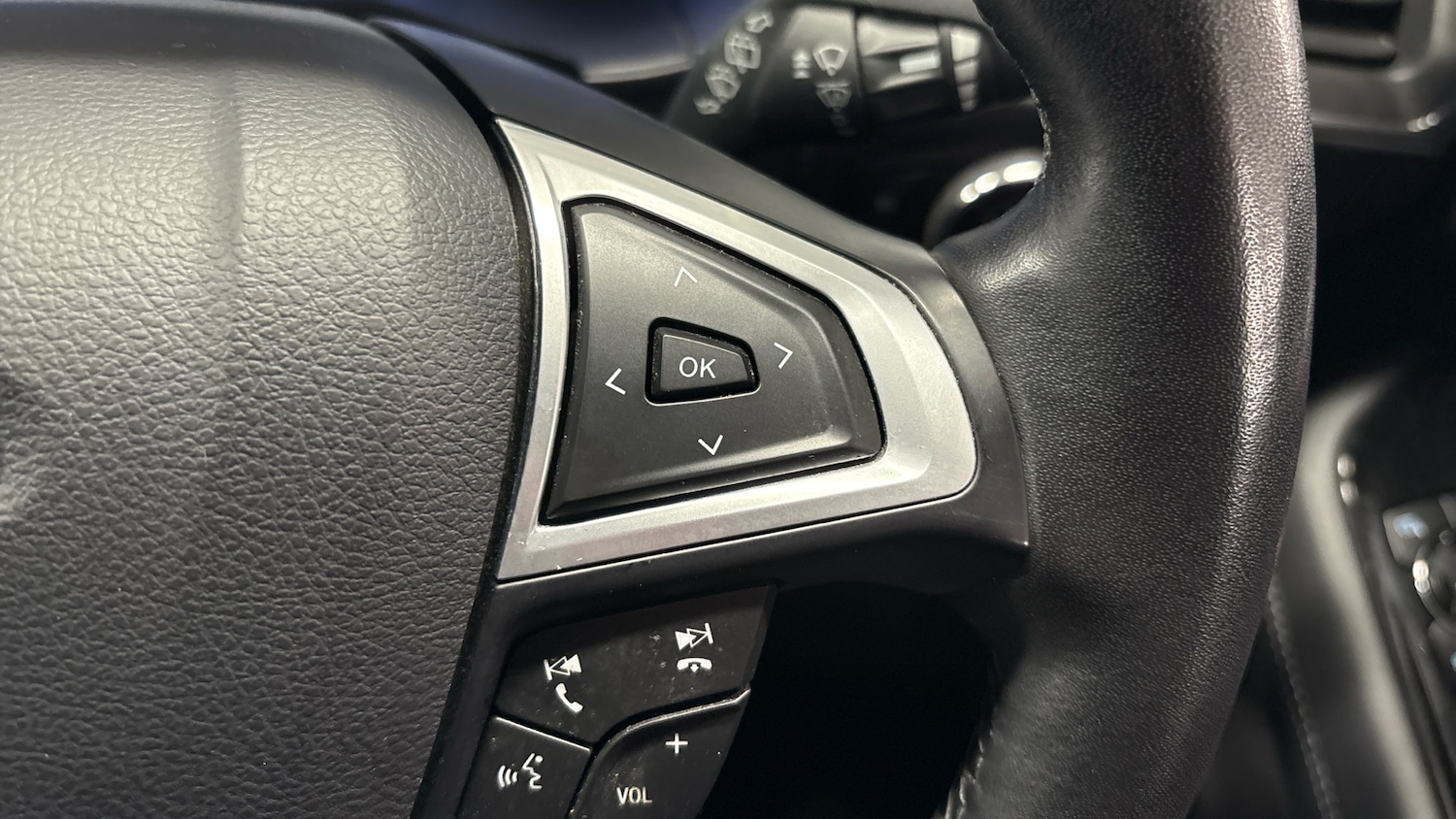 Used Ford S-Max 2023 for sale - 76413229: Photo 27