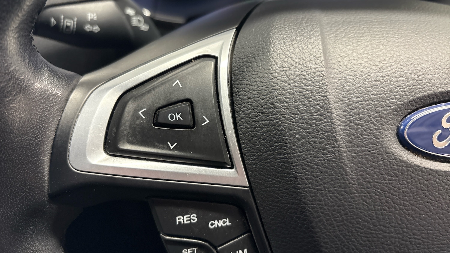 Used Ford S-Max 2023 for sale - 76413229: Photo 28