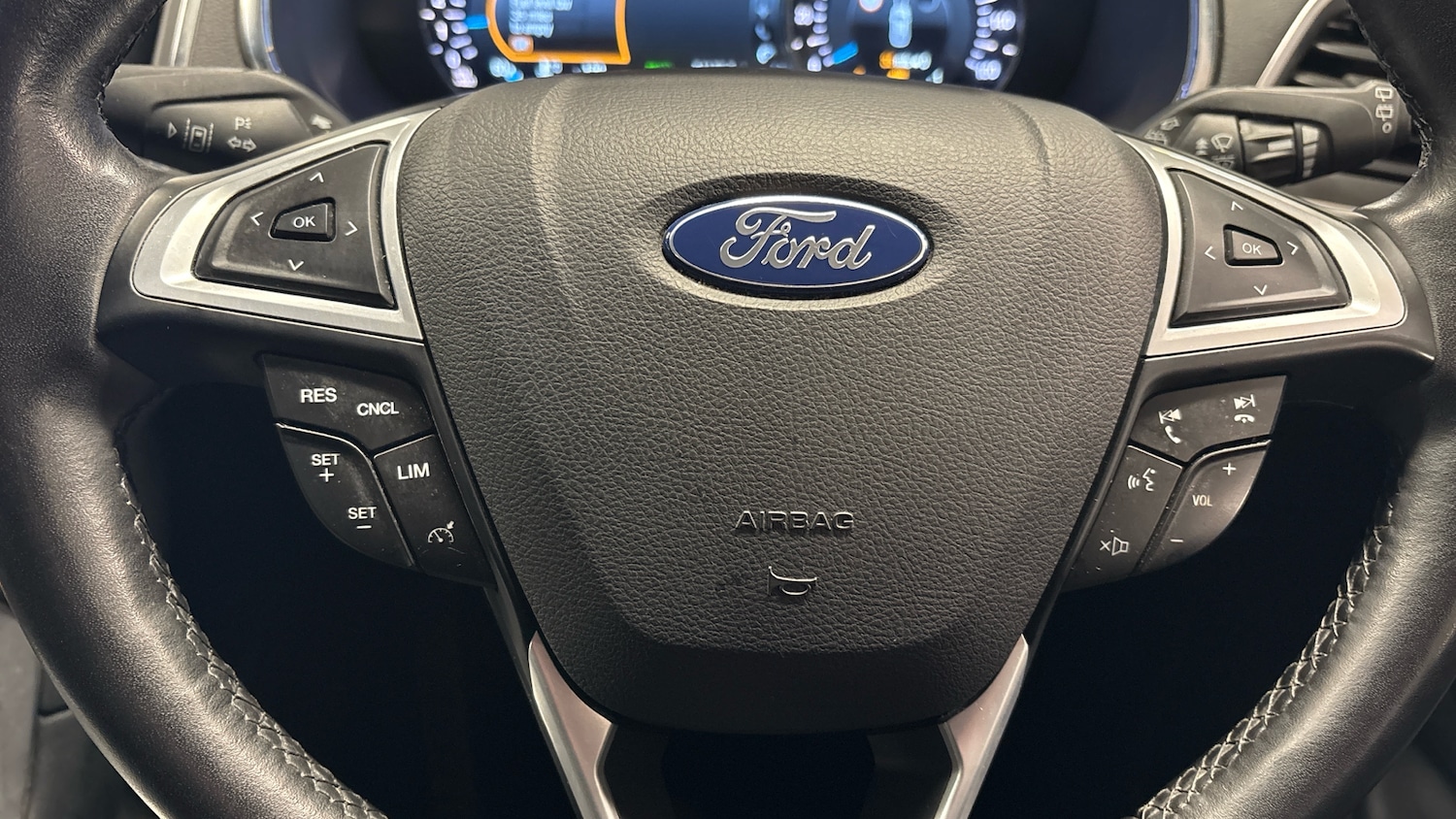 Used Ford S-Max 2023 for sale - 76413229: Photo 31