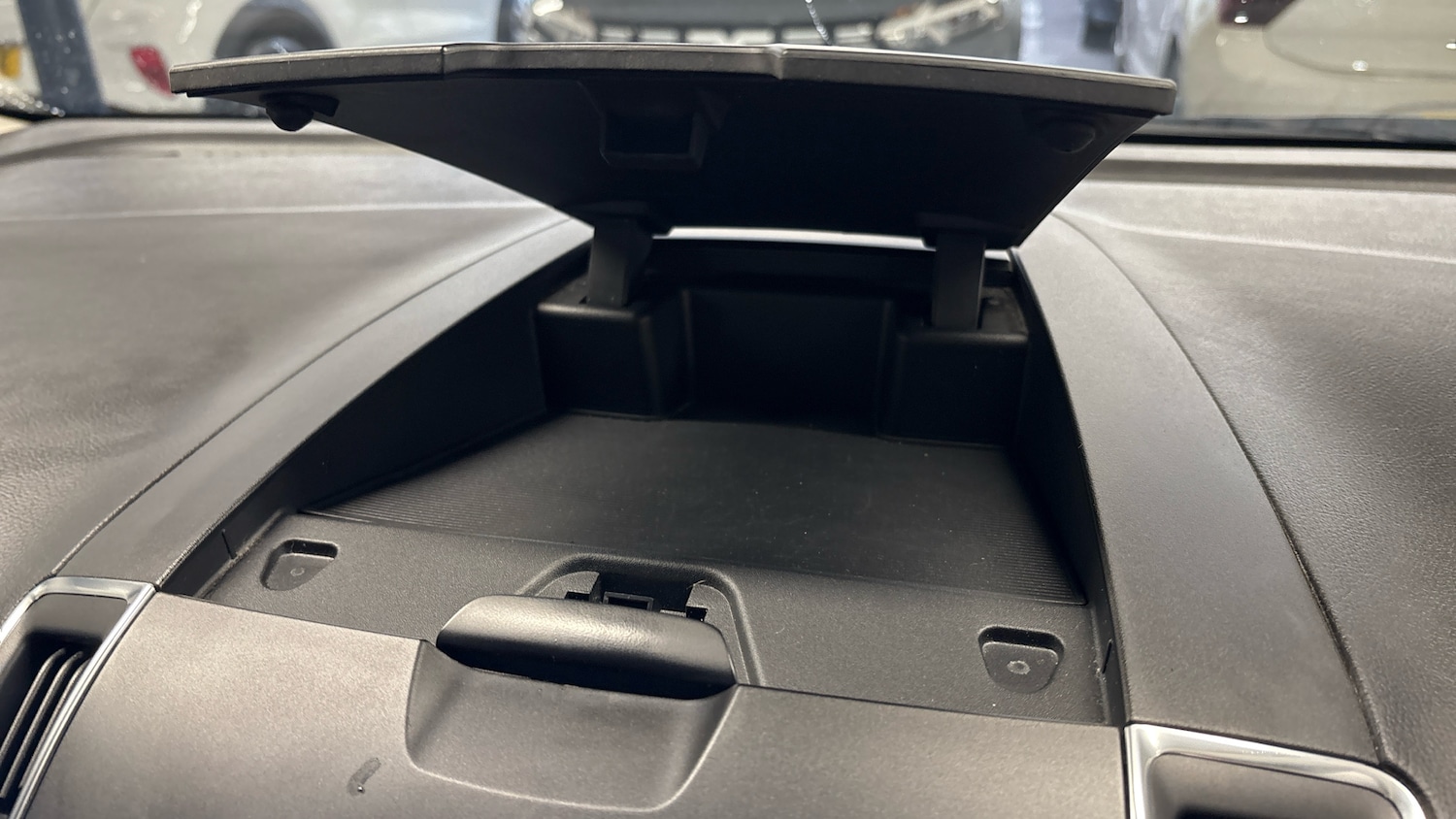 Used Ford S-Max 2023 for sale - 76413229: Photo 36