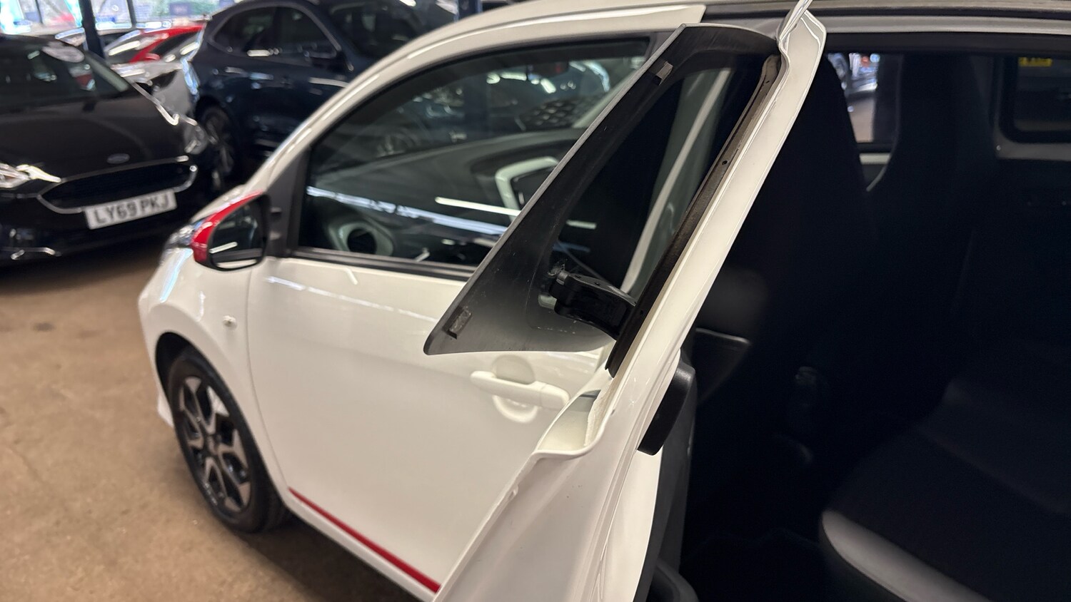 Used Toyota AYGO 2019 for sale - 78038534: Photo 63