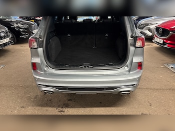 Used Ford Kuga 2023 for sale - 77105214: Photo