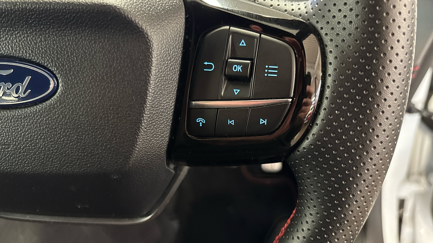 Used Ford Puma 2024 for sale - 76127079: Photo 28