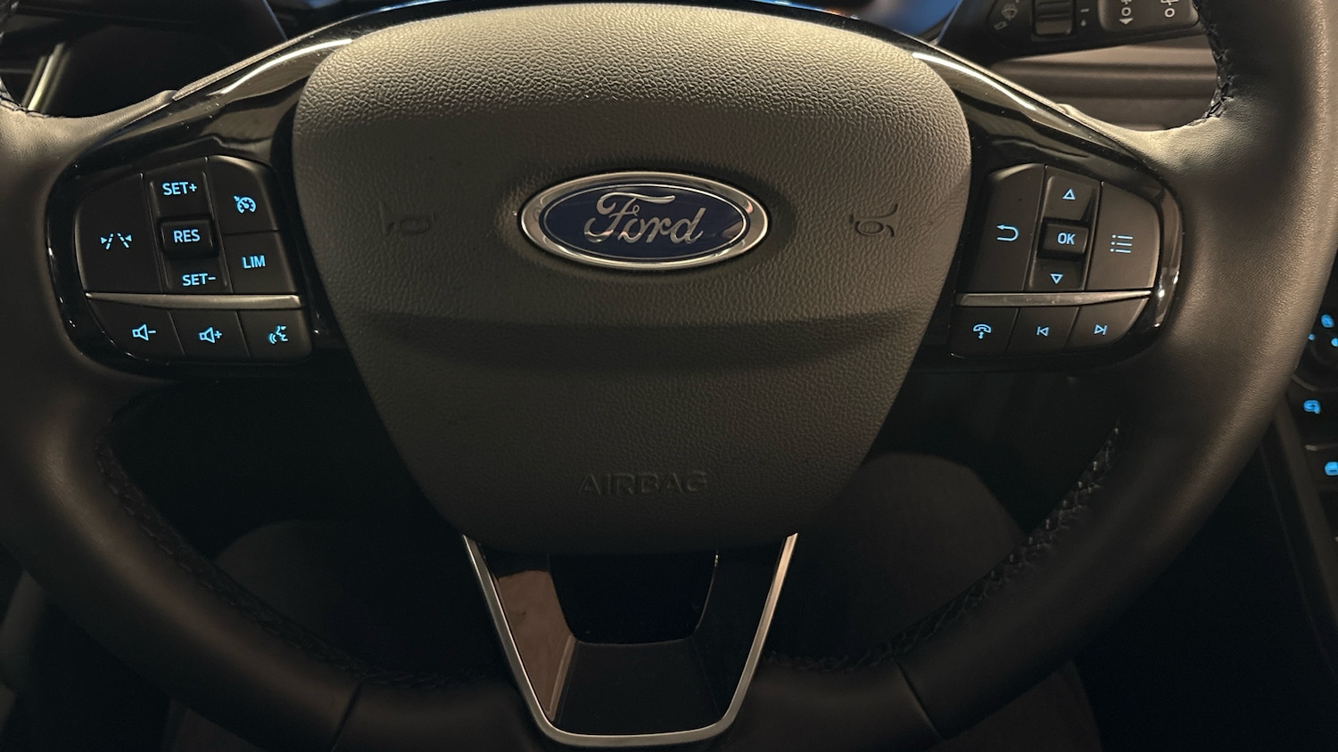 Used Ford Kuga 2025 for sale - 77085432: Photo 30