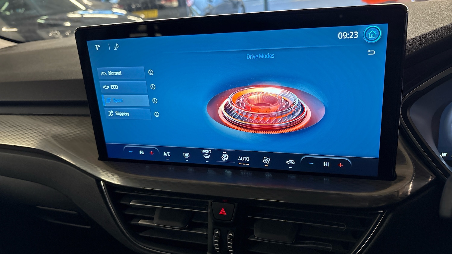 Used Ford Kuga 2025 for sale - 77085432: Photo 43