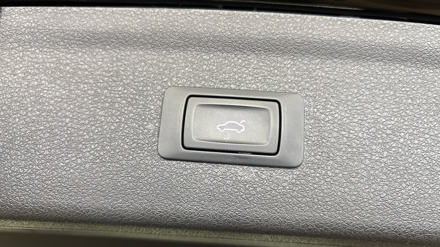 Used Audi Q3 2018 for sale - 76352419: Photo 23