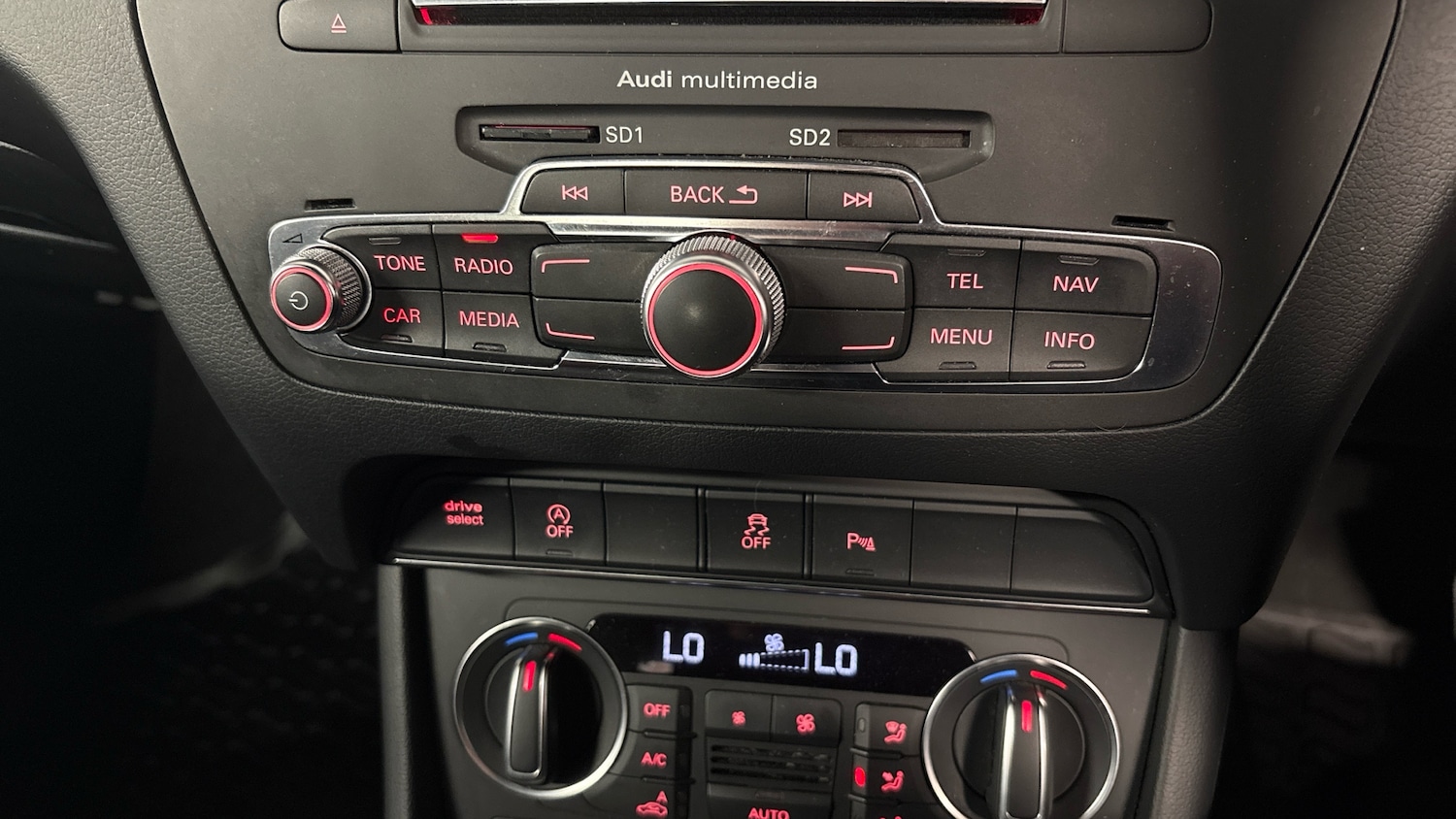 Used Audi Q3 2018 for sale - 76352419: Photo 40