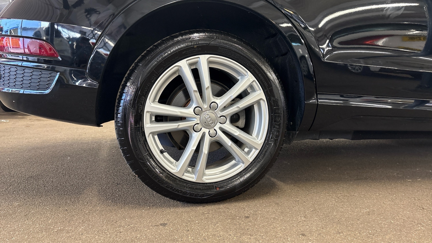 Used Audi Q3 2018 for sale - 76352419: Photo 7