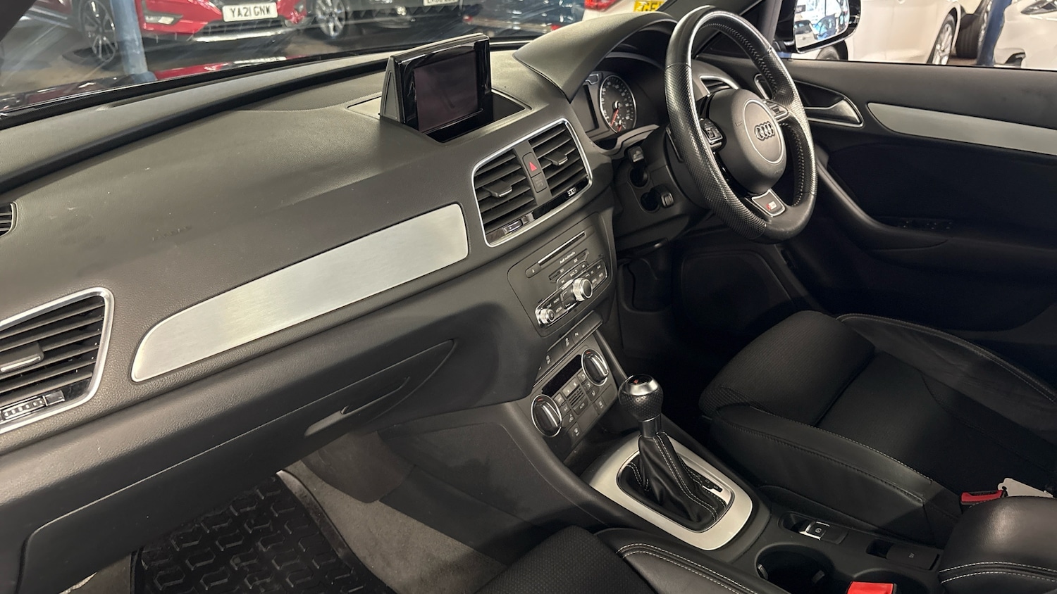 Used Audi Q3 2018 for sale - 76352419: Photo 81