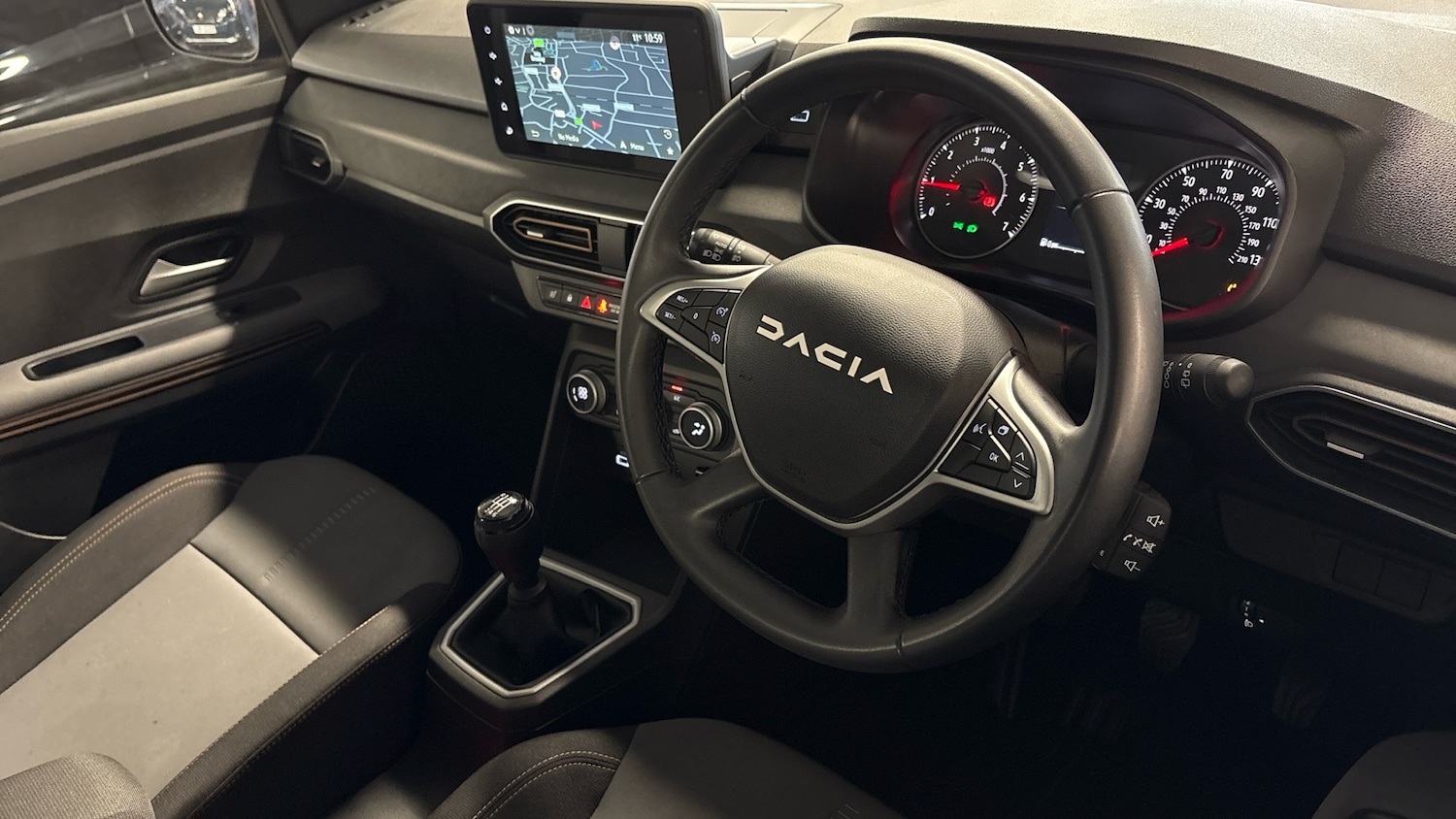 Used Dacia Sandero Stepway 2024 for sale - 76736366: Photo 26