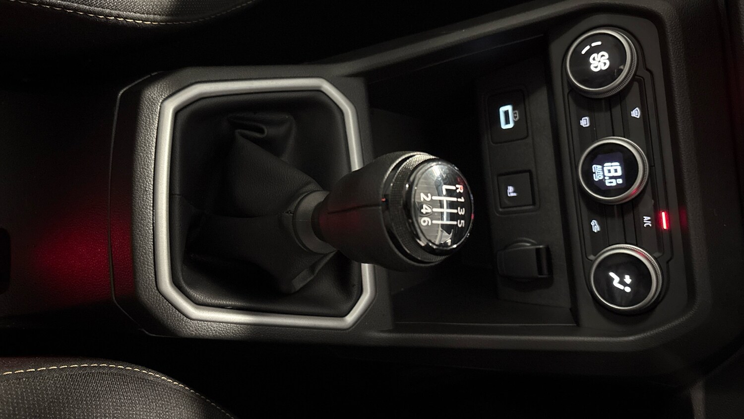 Used Dacia Sandero Stepway 2024 for sale - 76736366: Photo 46