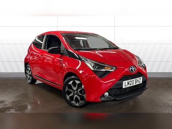 2020 (20) - 1.0 VVT-i X-Trend 5dr Petrol Hatchback