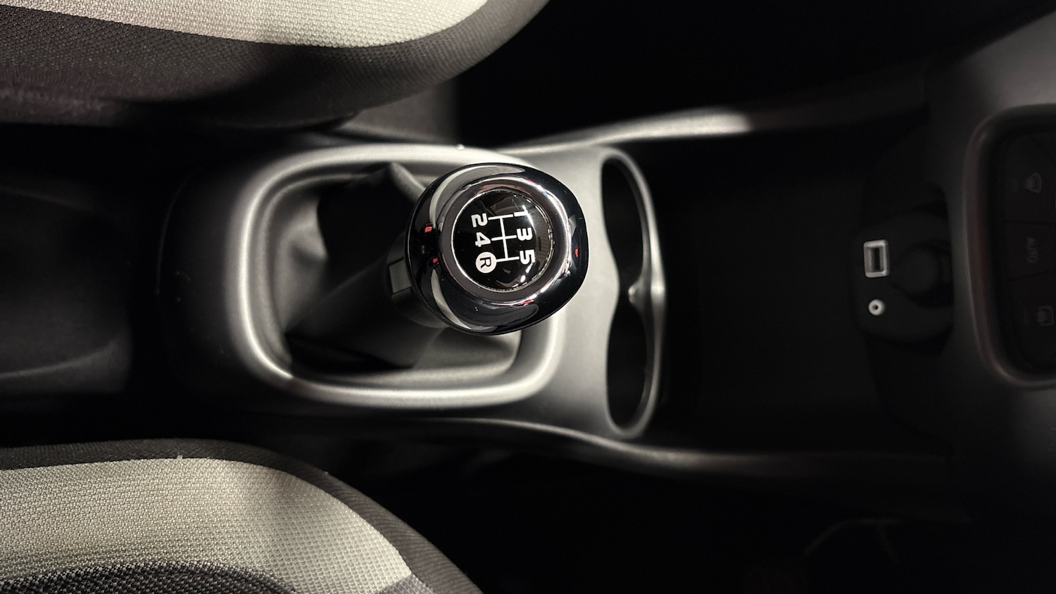 Used Toyota AYGO 2020 for sale - 76172583: Photo 42