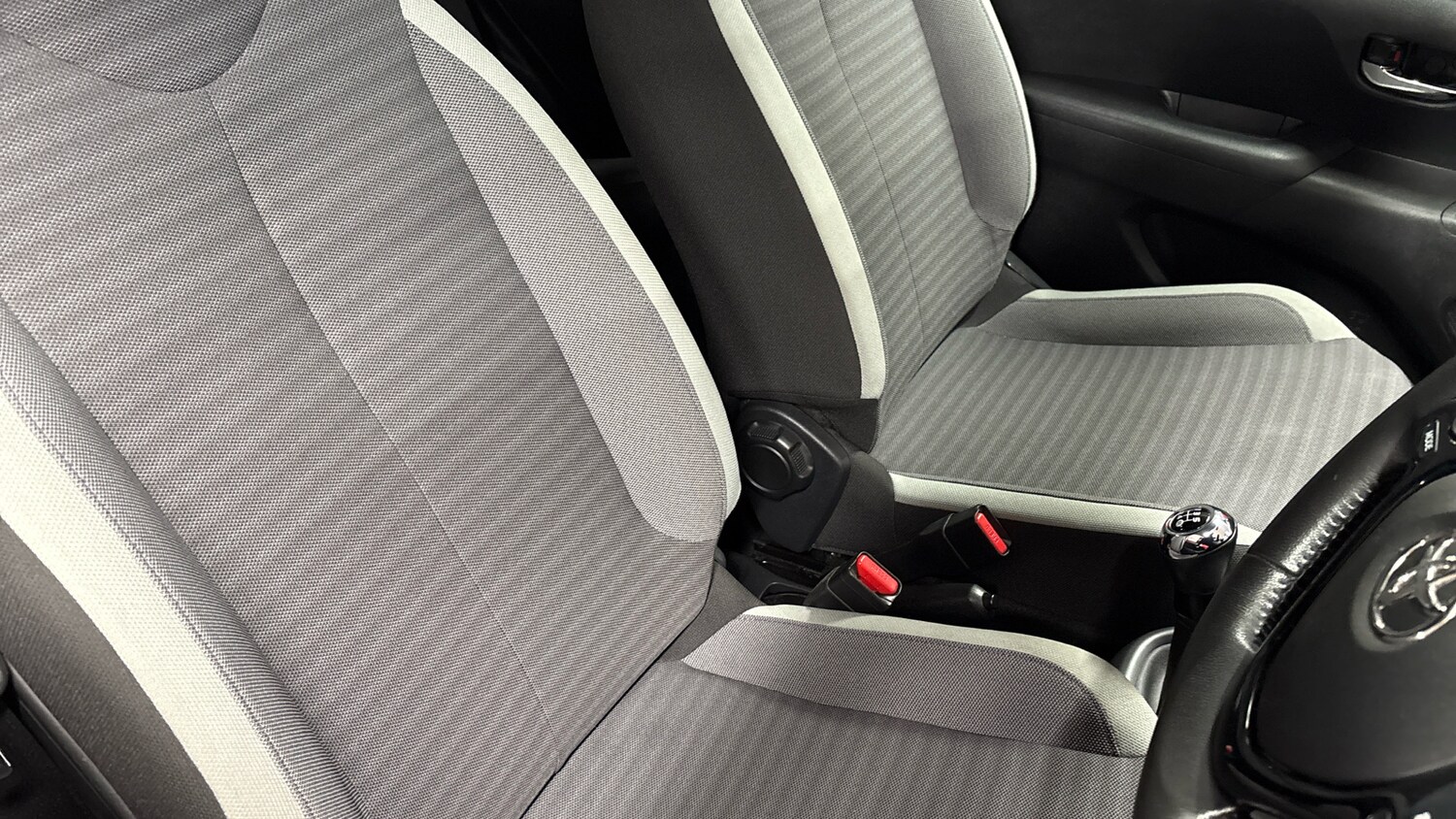 Used Toyota AYGO 2020 for sale - 76172583: Photo 81