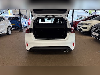 Used Ford Focus 2026 for sale - 79111334: Photo