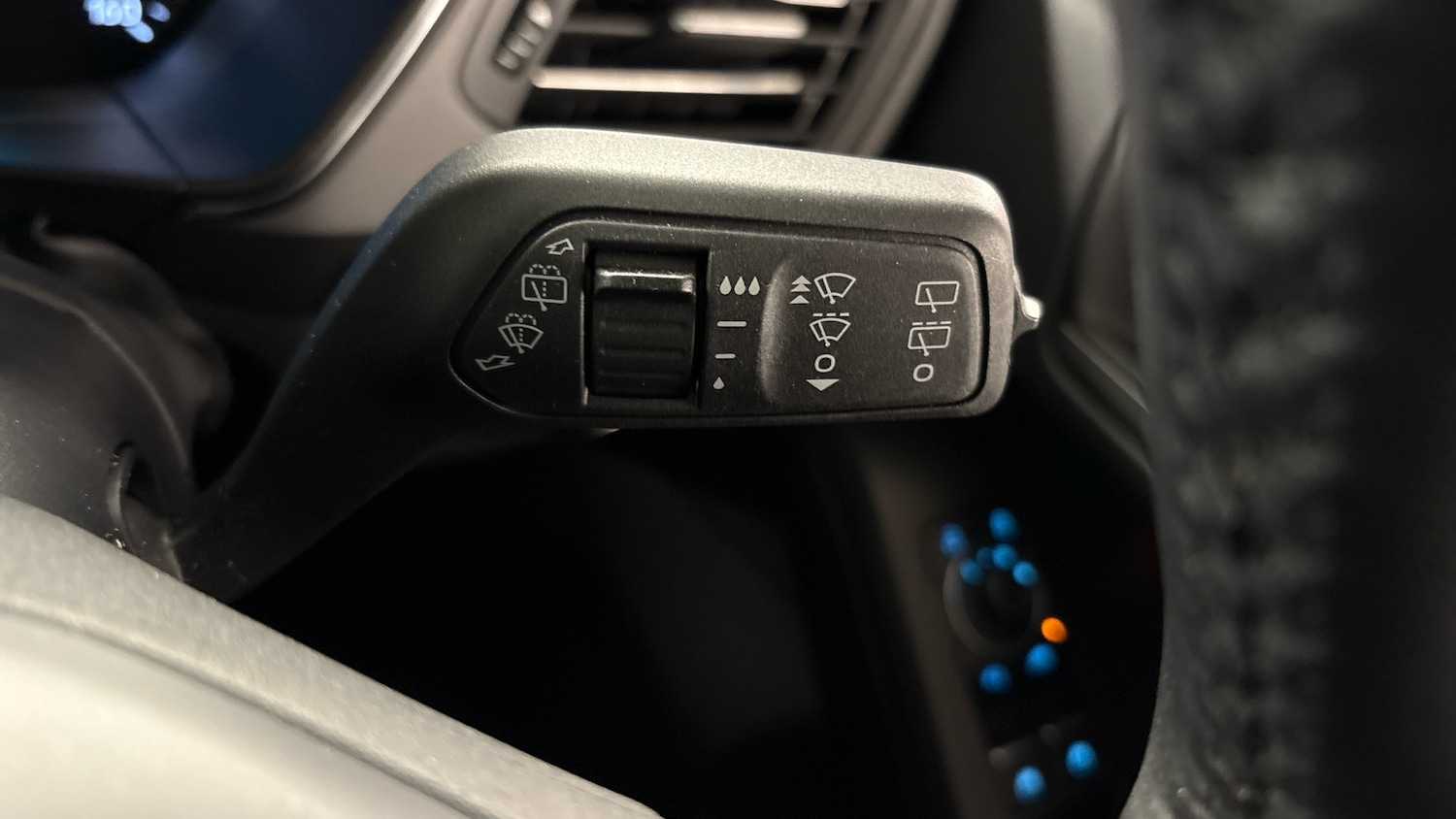 Used Ford Focus 2023 for sale - 76957322: Photo 31