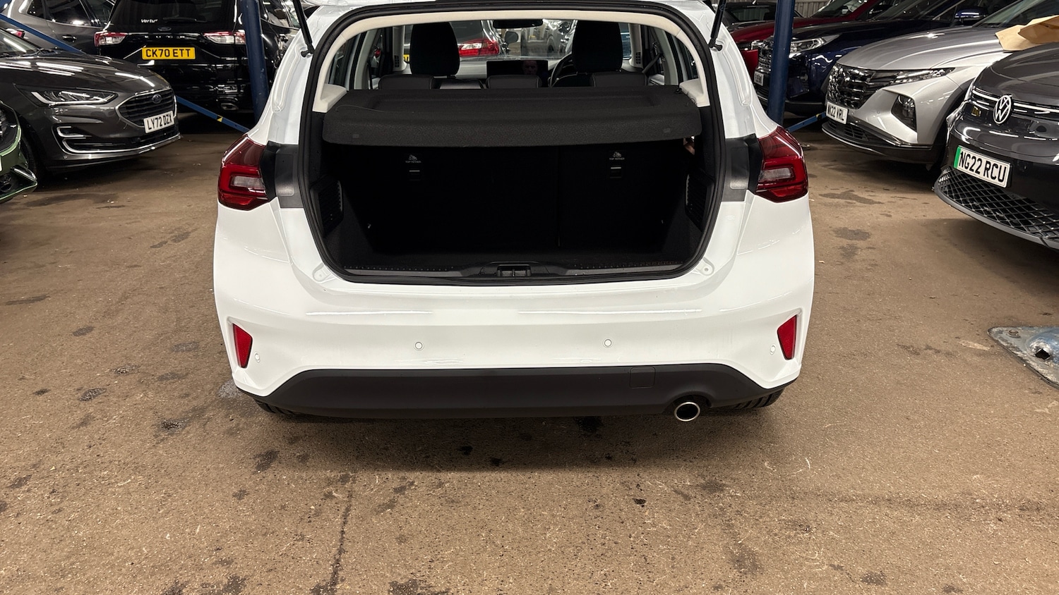 Used Ford Focus 2023 for sale - 76957322: Photo 4