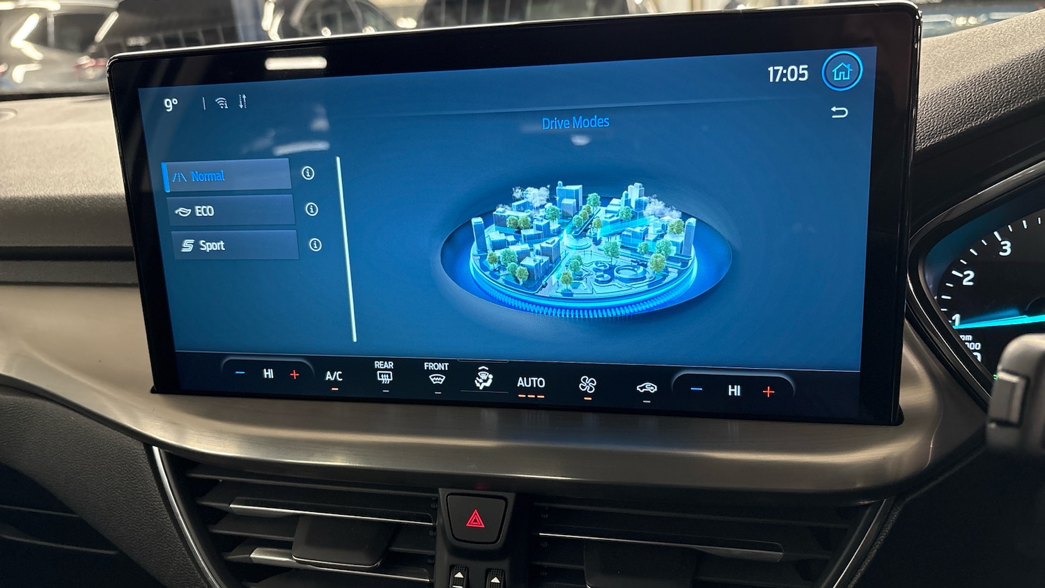 Used Ford Focus 2023 for sale - 76957322: Photo 42