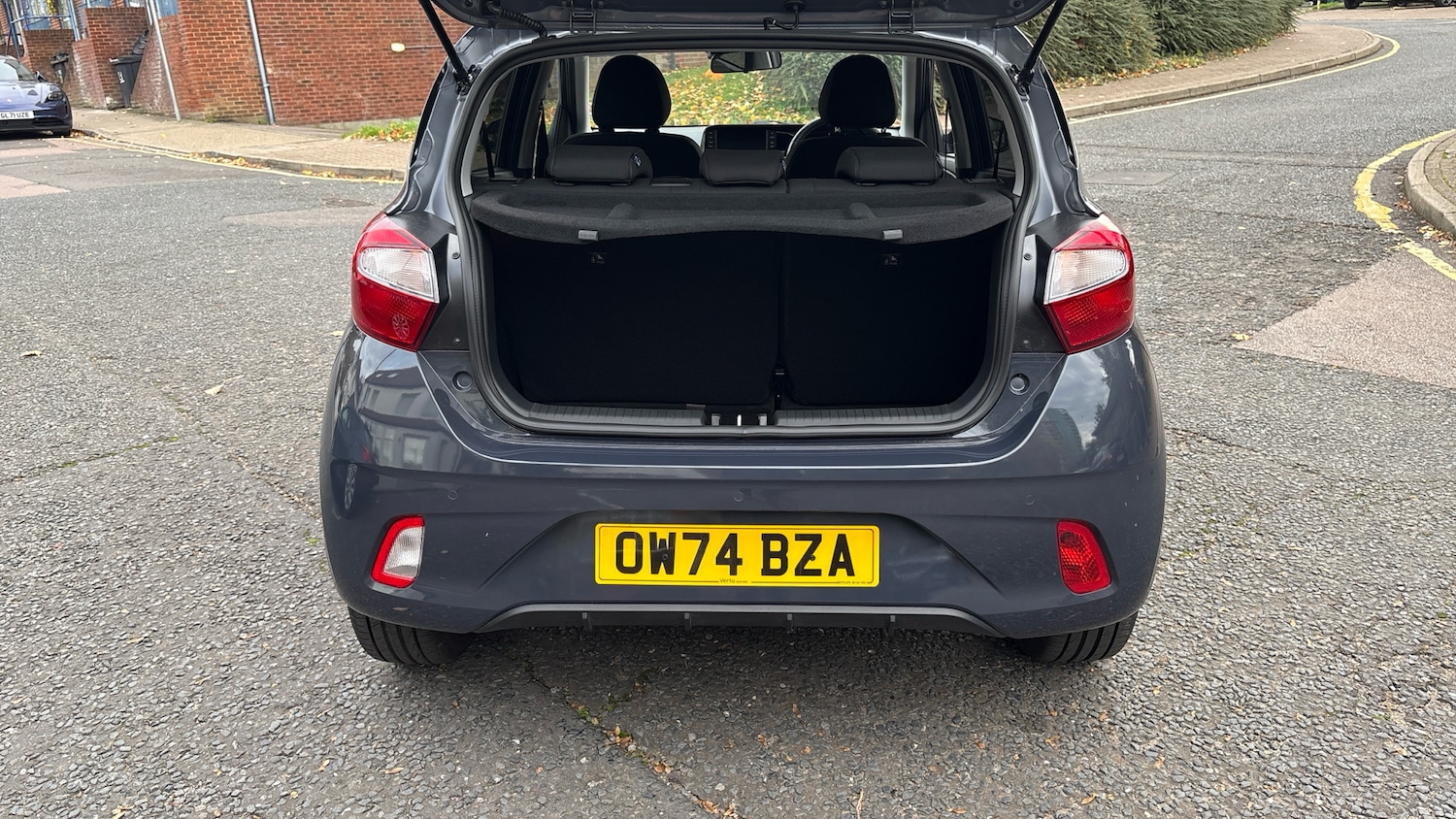 Used Hyundai i10 2025 for sale - 76542744: Photo 4