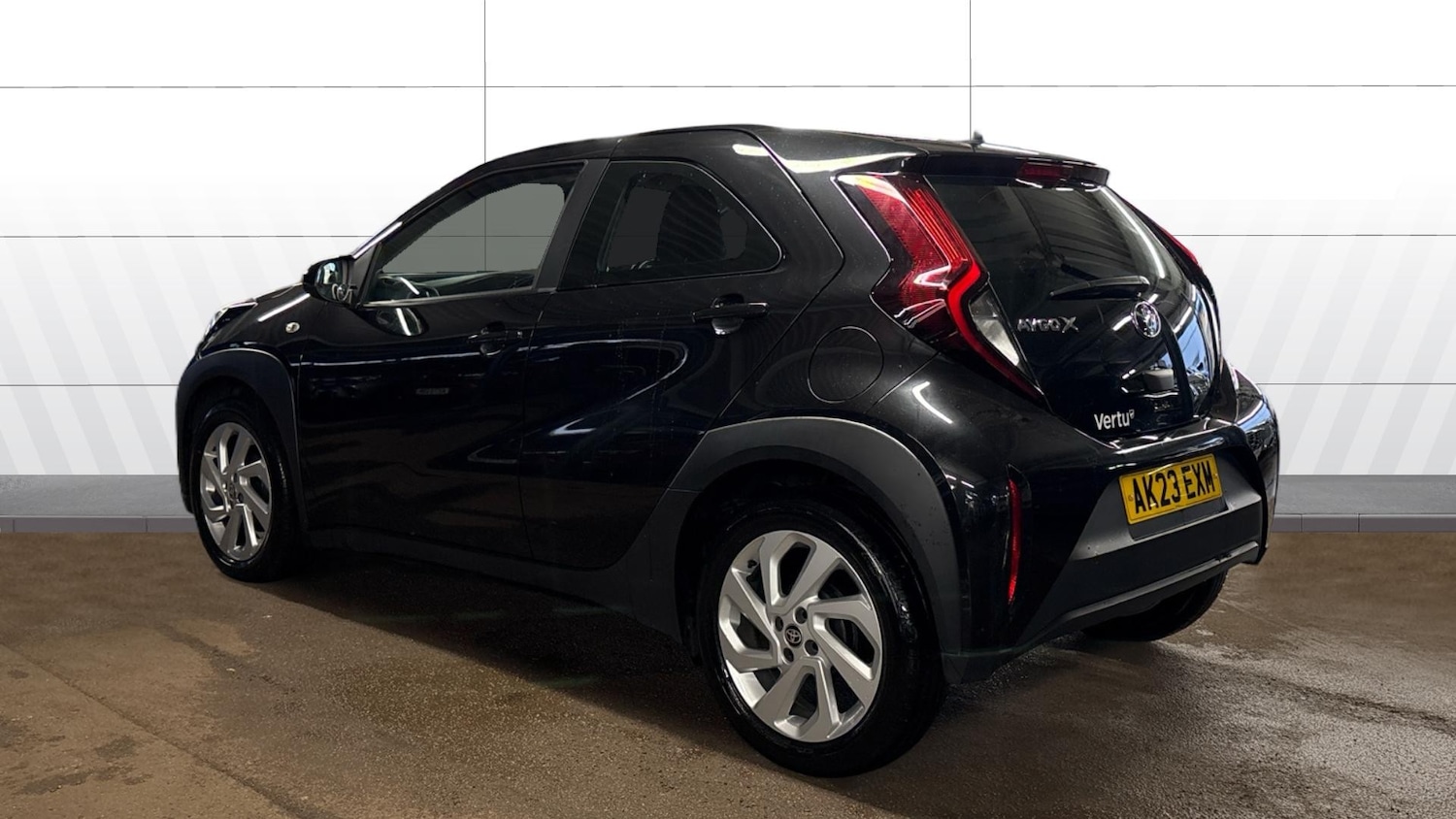 Used Toyota Aygo X 2023 for sale - 77446161: Photo 2